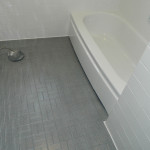 Picture of the Brown Bathroom Before Reglazing